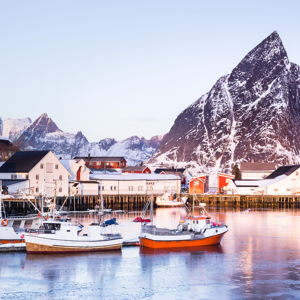 außergewöhnliche Reisen Skandinavien, Adobe Stock A9BFD0C3-8031-487A-A8F7-9E64878E218D