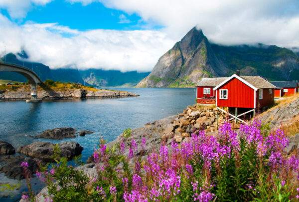 Abenteuer Lofoten: Roadtrip zu roten Stelzenhäuschen
