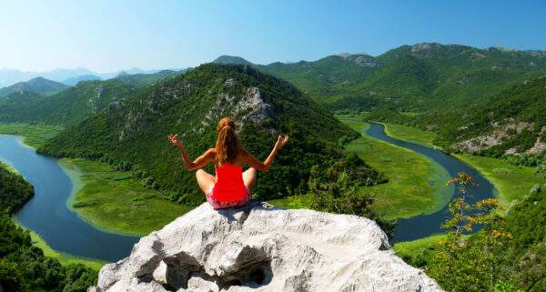 Roadtrip Montenegro: Canyons, Buchten & Cottage-Adventure