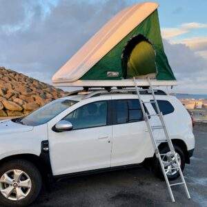 Into the Wild: Island Abenteuer im Rooftop Tent