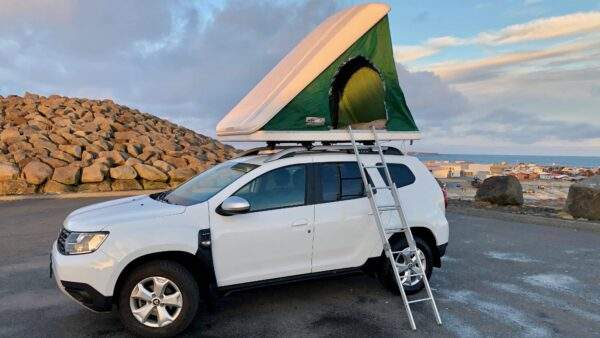 Into the Wild: Island Abenteuer im Rooftop Tent